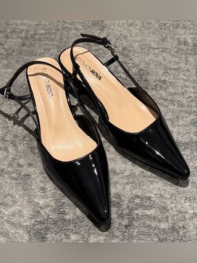 Fashion Nova Black Patent Slingback Pointed Toe Kitten Heels